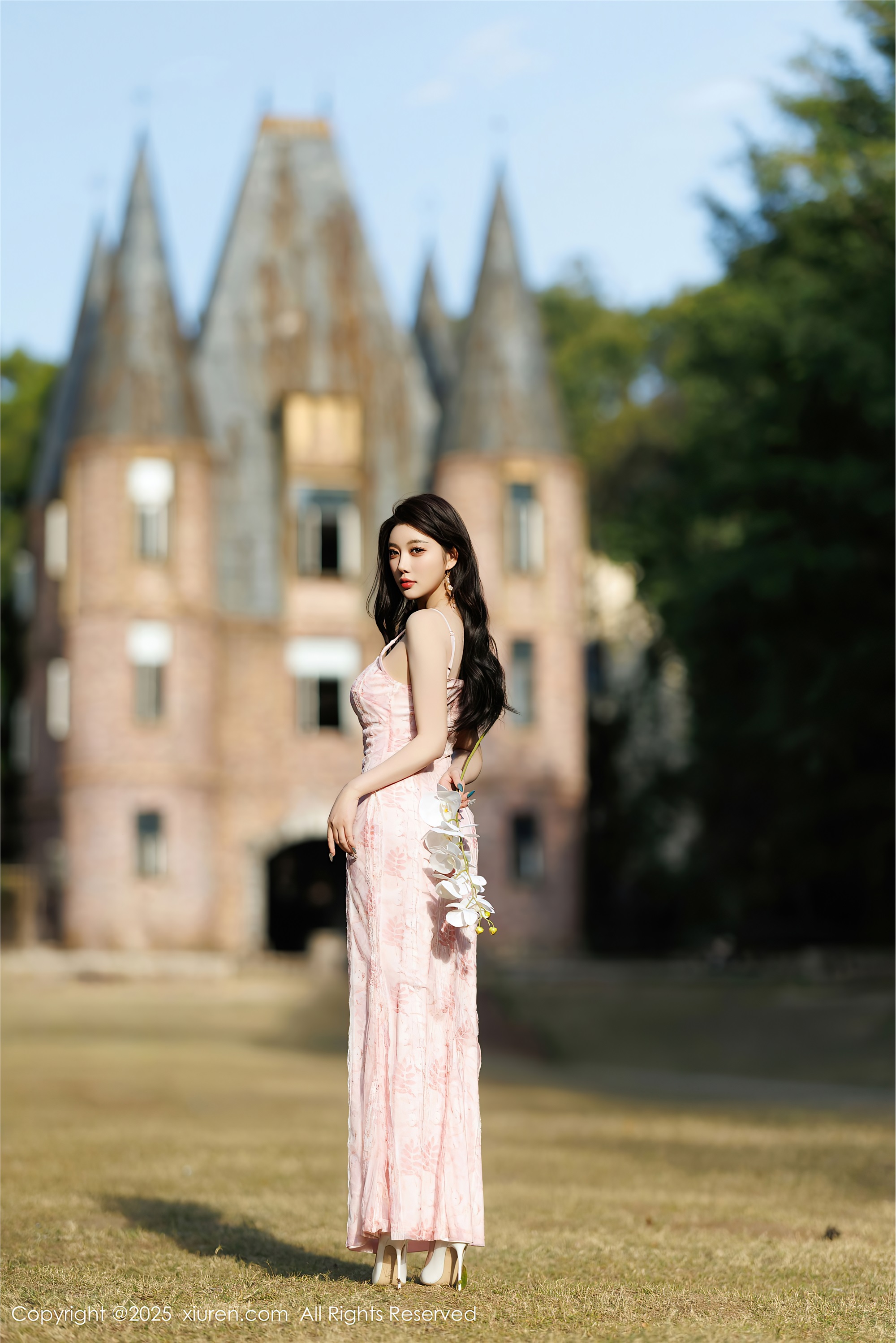 Xiuren秀人网 2025.02.14 NO.9886 杨晨晨Yome